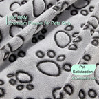 Couverture douce à motif pattes pour chien et chat — vue 4