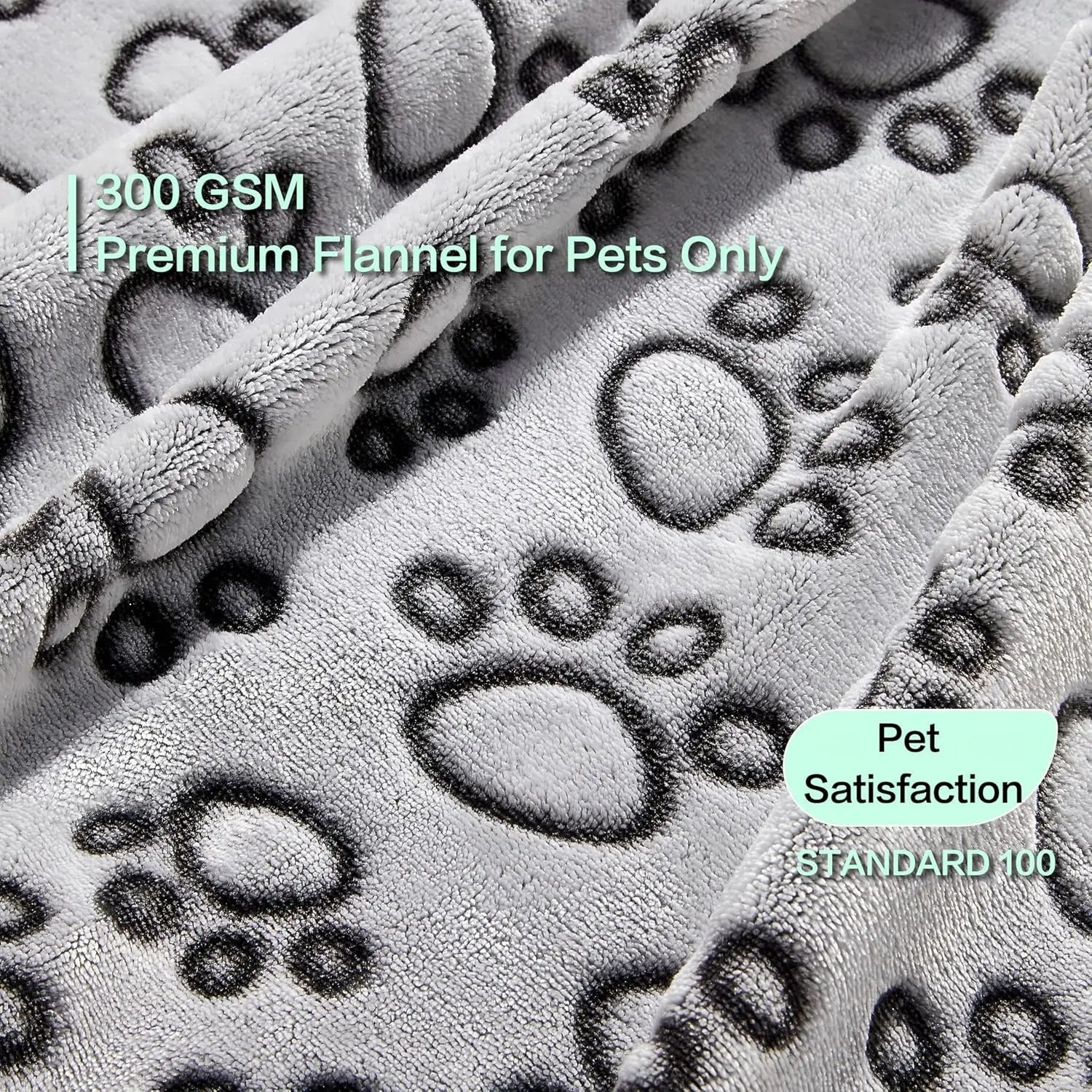 Couverture douce à motif pattes pour chien et chat — vue 4