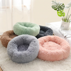 Coussin donut en fausse fourrure — vue 2